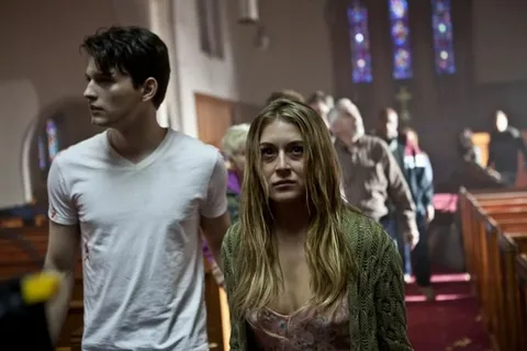 Оставшийся (2014)